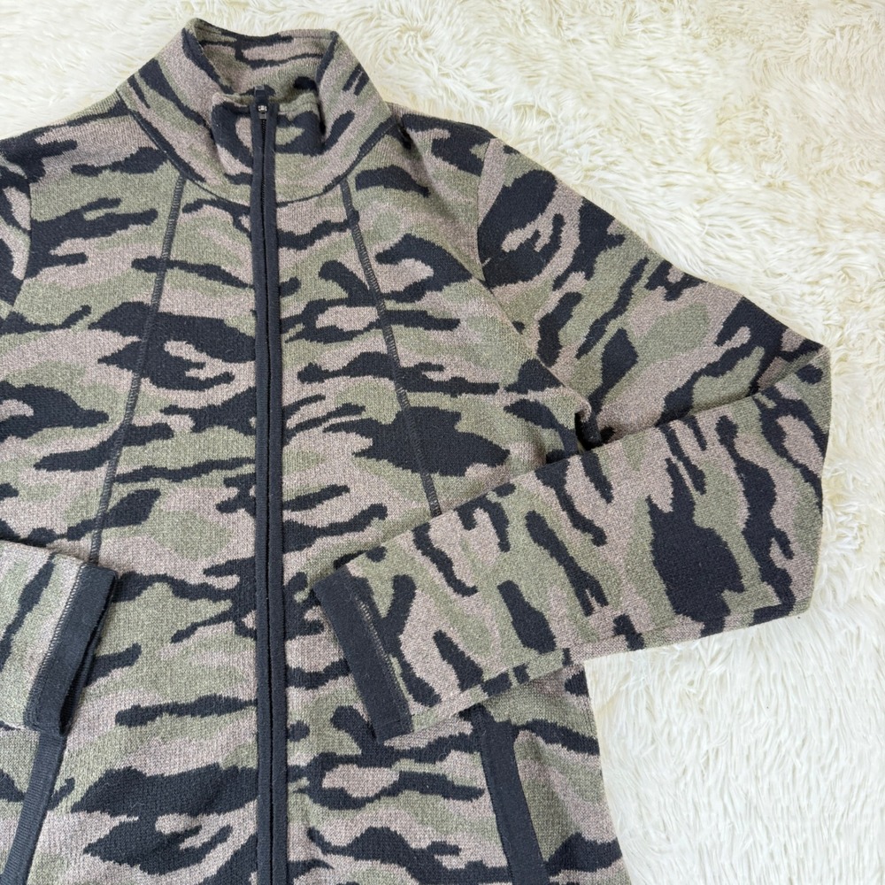 Cynthia Rowley Women's Medium‎ Camo Full Zip Hoodie Athleisure Casual Jacket